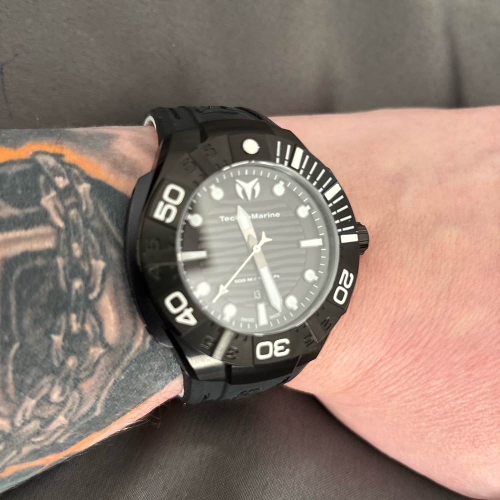 TechnoMarine Black Reef 500m dive watch - Swiss
